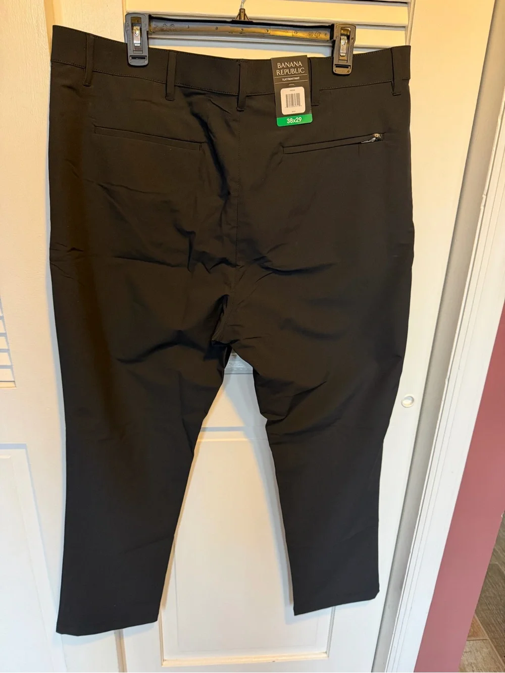 NWT Banana Republic Men’s Flat Front Pants 38x29 Black